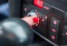 كيفية تنظيف مكيف السيارة